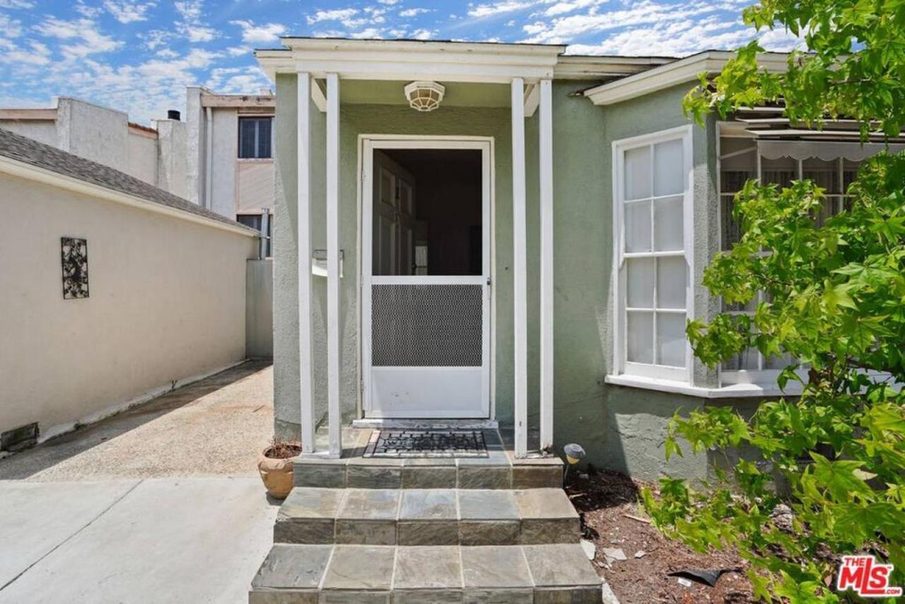 Lovely Studio Apartment Located In Santa Monica A Лос-Анджелес Экстерьер фото